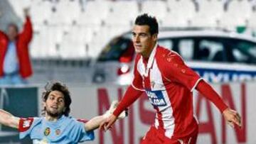 <b>REFERENTE ABSOLUTO. </b>Negredo es protagonista en más de la mitad de los goles que marca el Almería.