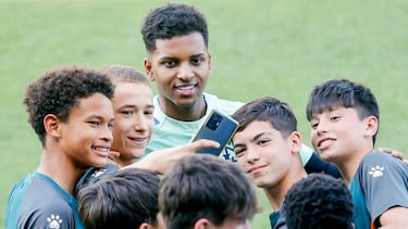 Rodrygo: ¡°Del 1 al 10, Mbapp¨¦ me ilusiona 10¡å