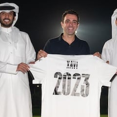 El jeque 'aprieta' a Xavi