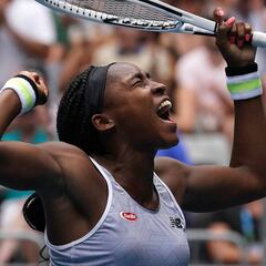 Gauff asombra de nuevo al eliminar a la campeona Osaka