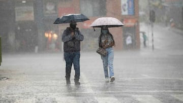 Qu¨¦ es la siembra de nubes: ?es efectivo ¡®bombardear¡¯ el cielo para estimular las lluvias?