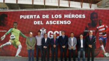 El Granada inaugura la Puerta de los Héroes del Ascenso