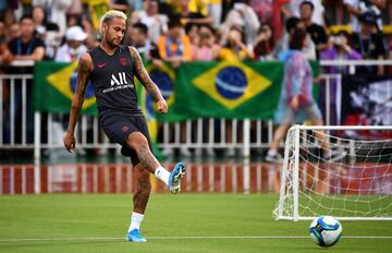 Paris Saint-Germain's Brazilian forward Neymar plays the ball during a training session at The Xixiang Sports Centre in Shenzhen on August 1, 2019, ahead of the French Trophy of Champions football match between Rennes and Paris Saint-Germain. (Photo by FR