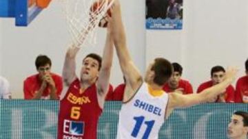 España gana y pasa a la segunda fase como segunda de grupo