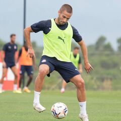 Problema para Francisco: sin lateral zurdo ante el Fuenlabrada