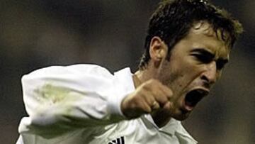 <b>REFERENCIA</b>. Raúl es la referencia clara del Real Madrid. El '7' blanco asegura que el Balón de Oro no es su "meta para este año".