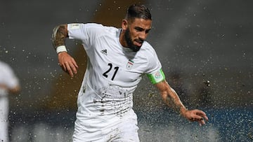 Ashkan Dejagah, en un partido con Irán contra Siria clasificatorio para el Mundial 2018.