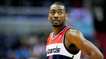 Wall se harta de las críticas: "No estoy aquí por dinero"