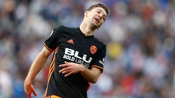 Luciano Vietto con el Valencia. 