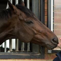 El accidentado entrenamiento de Michael Owen como jockey