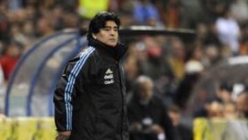 <b>EN EL DISPARADERO. </b>Maradona ha recibido muchas críticas.