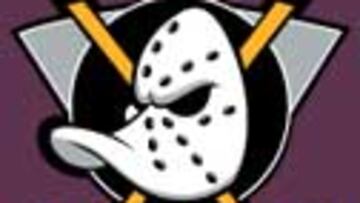 <b>SE REPITE LA HISTORIA.</B> ¿Se acuerdan de Dallas en 1999 con el "fundamentalista" de los sistemas -Ken Hitchcock-, al frente del banquillo de los tejanos? La historia se repite. Disciplina, trabajo, sacrificio, sudor... y Eddie "el Aguila" Belfour de portero.