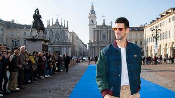 Un exigente Djokovic se prueba ante Tsitsipas