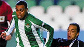 <b>SIN SUERTE</B>. El Betis no gana en Vigo desde la temporada 96-97.