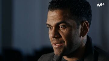 Alves cuenta cómo se derrumbó al conocer la enfermedad de Abidal