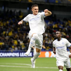 El Brujas se merienda al Kairat