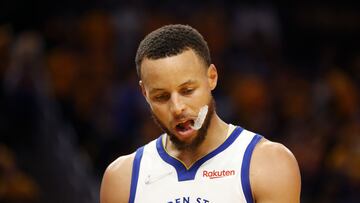 Warriors' star Steph Curry's bad habit may be gross, but he simply performs better because of it. How did Curry start this strange, albeit effective habit?