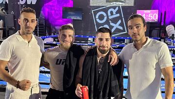 Pedro Dols, Aleksandre Topuria, Ilia Topuria y Pablo Fern¨¢ndez Pinilla en el 'media day' del 'Matador'.