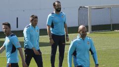 09/05/22
 VALENCIA CF
 ENTRENAMIENTO PREVIA
 BORDALAS
 CUERPO TECNICO