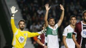 El Córdoba desperdicia un 0-2 y continúa sin ganar en Liga