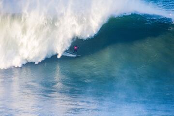 TUDOR Nazar¨¦ Tow Surfing Challenge presented by Jogos Santa Casa.