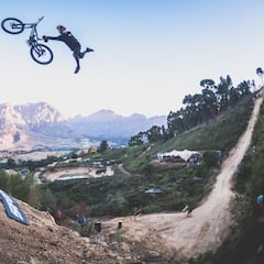 Dark Fest 2019: bikers sin miedo a las alturas ni a la velocidad