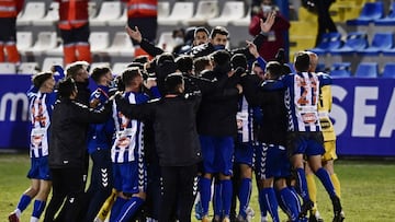 El modesto equipo de la Segunda Divisi&oacute;n B elimin&oacute; al Madrid de la Copa del Rey con un delantero catracho en el terreno de juego.