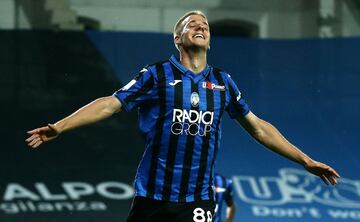 Con triplete de Pasalic y goles de De Roon, Malinovskiy y Duván, Atalanta goleó a Brescia y asciende a la segunda posición de la Serie A.