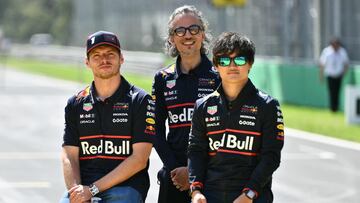 Max Verstappen, Laurent Mekies y Yuki Tsunoda en el GP de Italia.