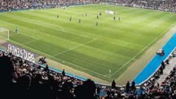 <b>HASTA LA BANDERA. </b>El Bernabéu estará lleno el domingo en el Real Madrid-Sevilla.