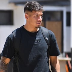 El central que Colo Colo tiene al alcance: “Puede pelear el puesto a cualquiera”