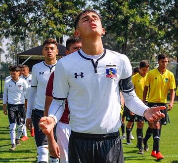 Este es un caso pendiente. El mundialista con la Roja Sub 17 no ha firmado contrato profesional, y podría dejar el club. No fue a la Libertadores Sub 20.