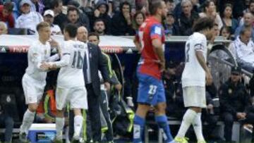 Debutó con el Madrid Marcos Llorente, sobrino-nieto de Gento