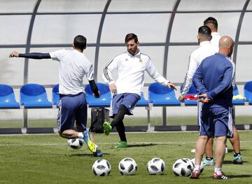 Argentina entrena antes de su debut en el Mundial