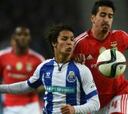 Benfica y Oporto se ven las caras con el título liguero en juego