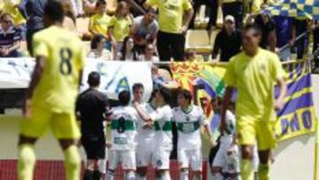 El Elche se lleva el triunfo en El Madrigal y huele a Primera