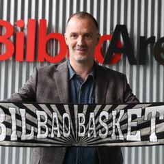 Jeff Brooks se entrenó y jugará ante el Bilbao de Mrsic que se juega la vida