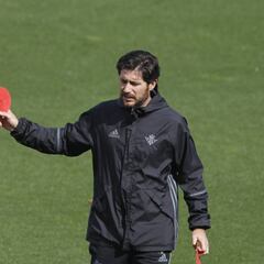 Victor: "¿El VAR? Ayudar a los árbitros es ayudar al fútbol"