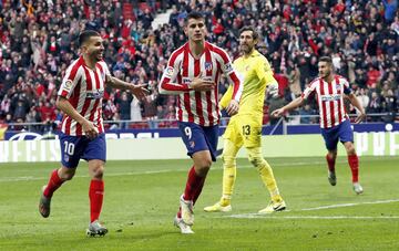 Correa y Morata celebrando el gol 2-1 