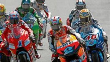 <b>AL FRENTE. </b>Pedrosa y Lorenzo han sido dos de los protagonistas del Mundial de MotoGP, pero por delante de ambos marchan Rossi y Stoner. Habrá que pelear...