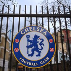 Los Angeles Dodgers part-owner Todd Boehly buys Chelsea FC