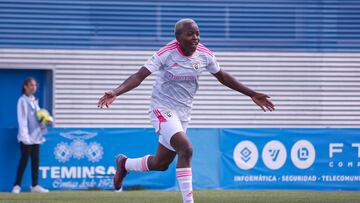 Kundananji celebra un gol.