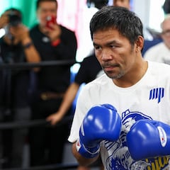 Manny Pacquiao aiming to make history by taking Bernard Hopkins’ 11-year-old boxing record