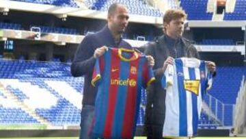 <b>INTERCAMBIO DE PIROPOS. </b>Pochettino y Guardiola posaron en el estadio de Cornellà como es tradición antes de los derbis tras dedicarse una retahila de piropos en sus sendas ruedas de prensa. El técnico del Espanyol reconoció que Guardiola es un referente y Pep dijo que el argentino está haciendo "un trabajo brutal".