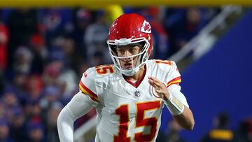 ORCHARD PARK, NEW YORK - NOVEMBER 17: Patrick Mahomes #15 of the Kansas City Chiefs runs with the ball during the third quarter against the Buffalo Bills at Highmark Stadium on November 17, 2024 in Orchard Park, New York. Timothy T Ludwig/Getty Images/AFP (Photo by Timothy T Ludwig / GETTY IMAGES NORTH AMERICA / Getty Images via AFP)