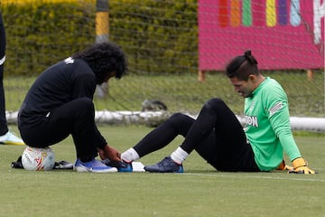 El equipo verdolaga se prepara para enfrentar una intensa semana con dos juegos trascendentales en el Atanasio ante el equipo caleño en el torneo local y Melgar por Copa Libertadores