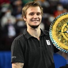 Zverev sucumbe ante Bublik