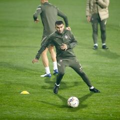 Simeone al ataque: Correa,
João Félix, Llorente y Carrasco