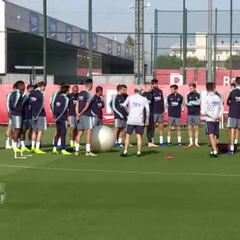 El Barcelona ya prepara 'El Clásico' sin Messi