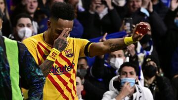 Aubameyang celebra su segundo gol y el cuarto del Bar&ccedil;a en el Bernab&eacute;u.